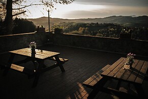 Borgo Il Poggio Agriturismo
