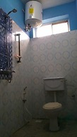 Uroa White House Inn