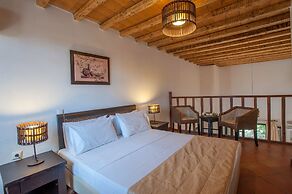 The Varos Residences Hotel