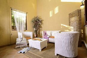 The Varos Residences Hotel