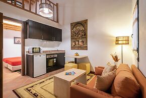 The Varos Residences Hotel