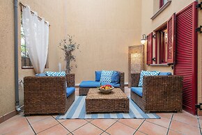 The Varos Residences Hotel