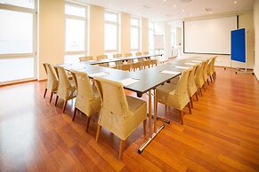 Hotel Neutor Express