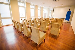 Hotel Neutor Express