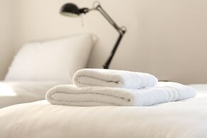 Green Rooms - Hostel