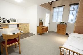 Green Rooms - Hostel