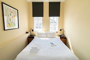 Green Rooms - Hostel