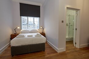 Green Rooms - Hostel