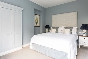 Tyndall Villa Boutique B&B