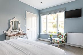 Tyndall Villa Boutique B&B