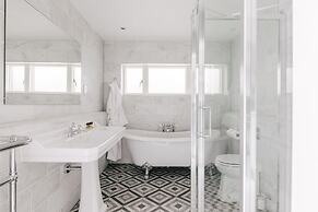 Tyndall Villa Boutique B&B