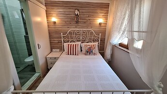 Karina Vineyard House