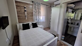 Karina Vineyard House
