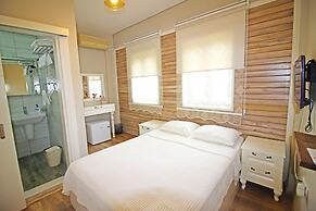 Karina Vineyard House