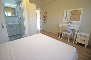 Karina Vineyard House