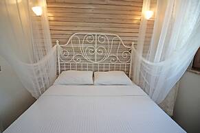 Karina Vineyard House