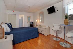 Atlantis Motel