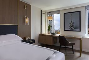 Thompson Central Park New York, by Hyatt