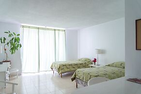 Montego Bay Club Apartments