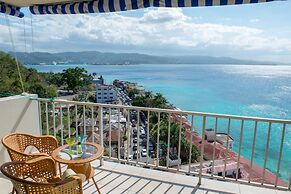 Montego Bay Club Apartments