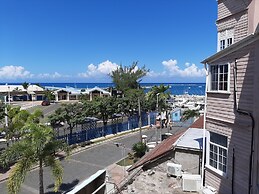 Fisherman's Point Apartments