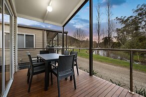 Bright Riverside Holiday Park