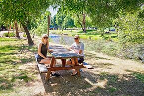 Bright Riverside Holiday Park