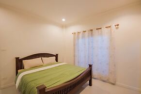 Bansansabuay Hua Hin Pool Villas