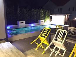 Bansansabuay Hua Hin Pool Villas