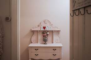 Azalea Cedar-Rose Villa