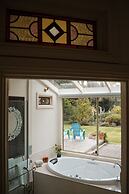 Azalea Cedar-Rose Villa