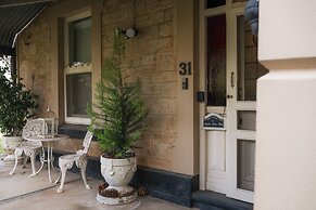 Azalea Cedar-Rose Villa