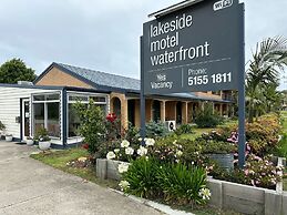 Lakeside Motel Waterfront