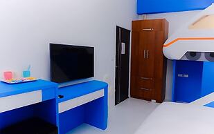 Tong's Story Paternity B&B