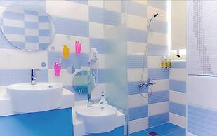 Tong's Story Paternity B&B