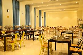 Vegas Hotel - Nay Pyi Taw