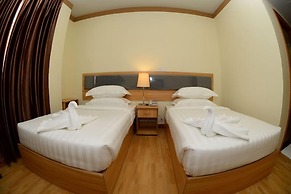 Vegas Hotel - Nay Pyi Taw