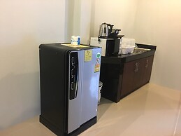 Pinthong Aonang Villa