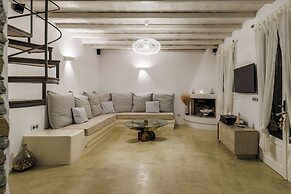 Evlalia Studios & Villas