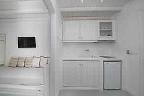 Evlalia Studios & Villas