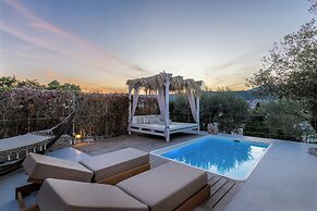 Evlalia Studios & Villas