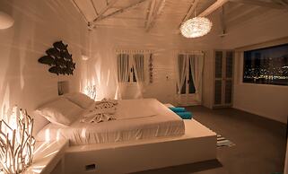 Evlalia Studios & Villas