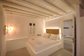 Evlalia Studios & Villas