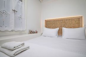 Evlalia Studios & Villas