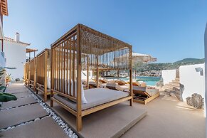 Evlalia Studios & Villas