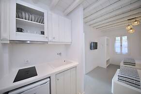 Evlalia Studios & Villas