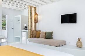 Evlalia Studios & Villas