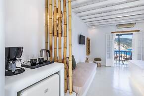 Evlalia Studios & Villas