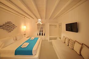 Evlalia Studios & Villas