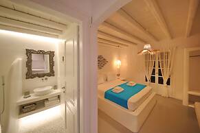 Evlalia Studios & Villas